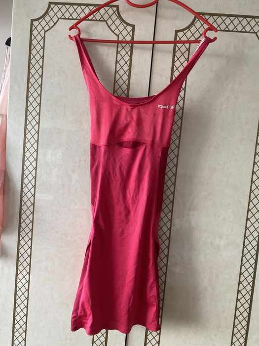 Теннисное платье reebok