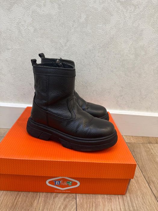 Продам сапоги на мальчика