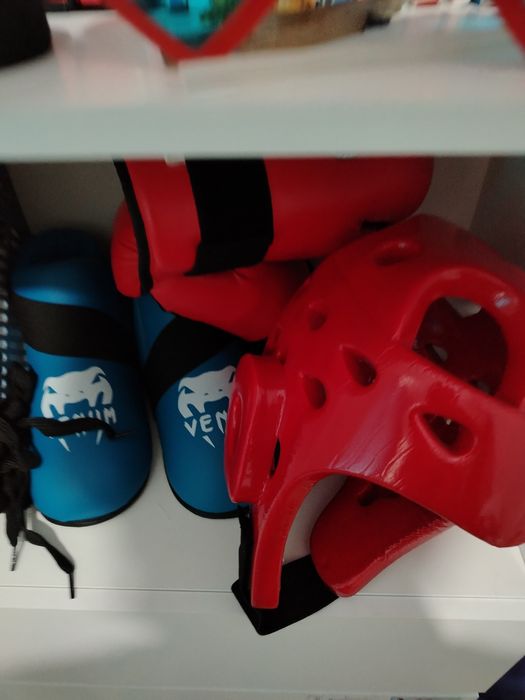 Спортивная груша,кимоно,перчатки  итд