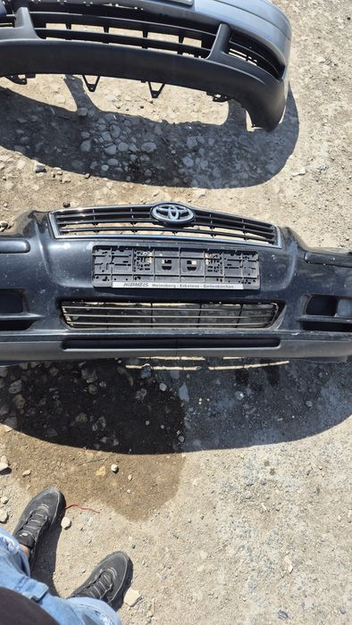 Предна броня за Тойота Авенсис Т25 2002- 2006г