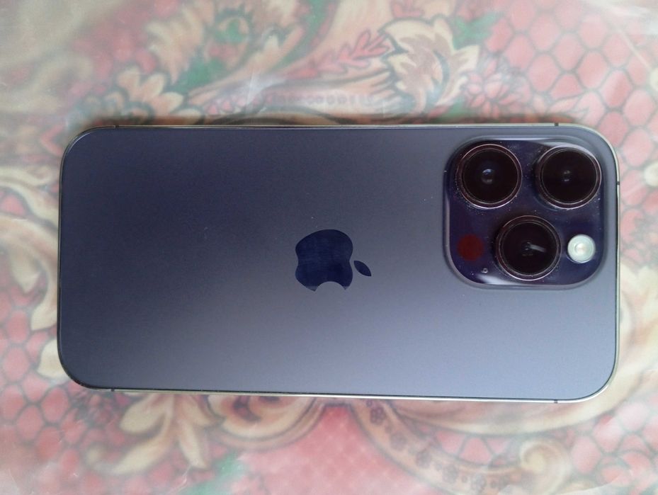 iPhone 14 Pro идеал состояание!