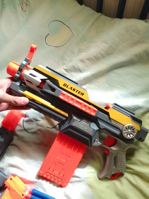 Полуавтоматическая винтовка Blaster