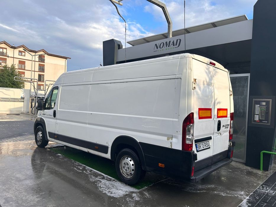 Închiriez duba 250 lei / 24h