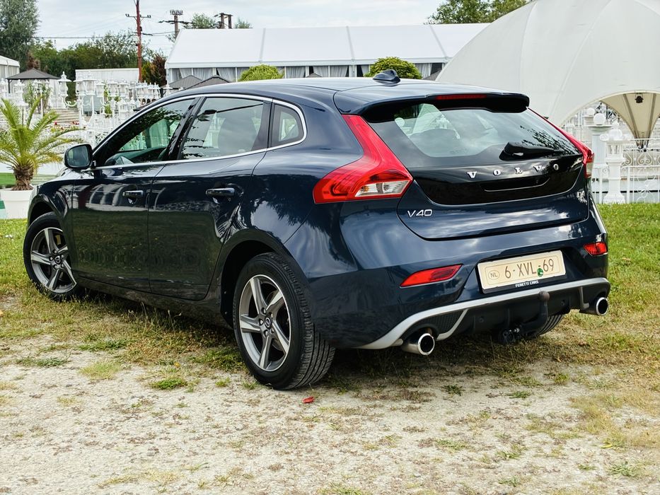Volvo V40 RDesign D4 190 cp