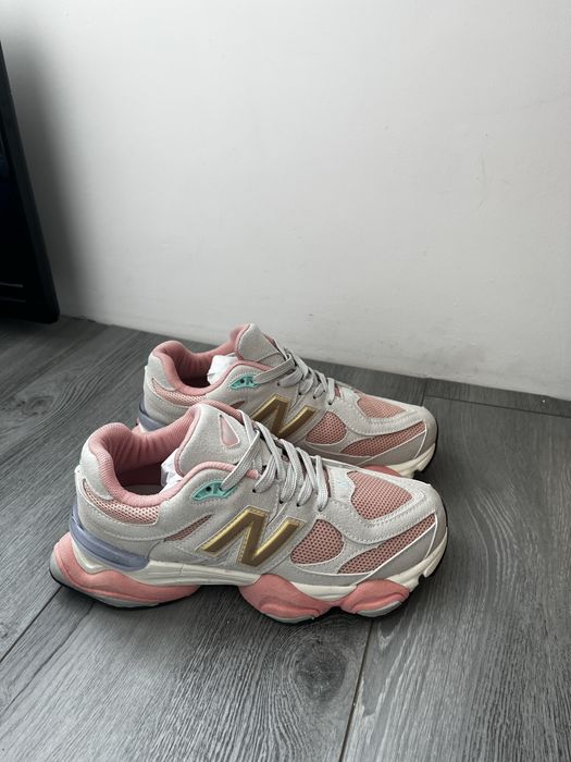 Vand New Balancea 9060