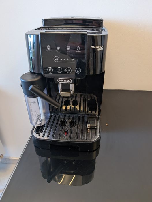 Espressor automat De’Longhi Magnifica Start ECAM 220.60.B, 1450W