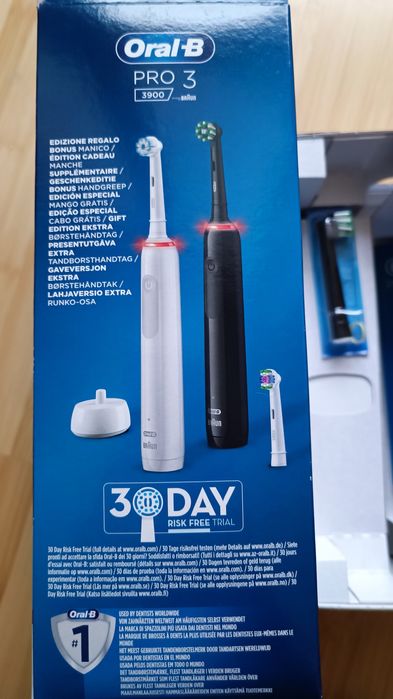 Електрическа четка за зъби Oral B Pro 3 3900