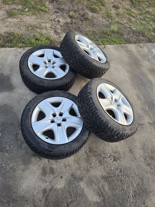 Set jante structurate 5x105 Opel Astra J K 225 50 17 roti iarna