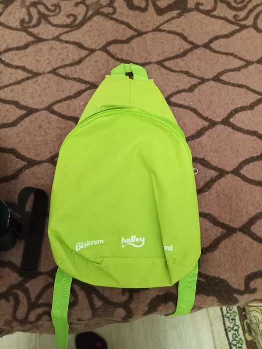 Продам рюкзак школьный.