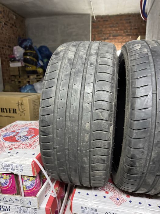 Резина 235/35/19 лето