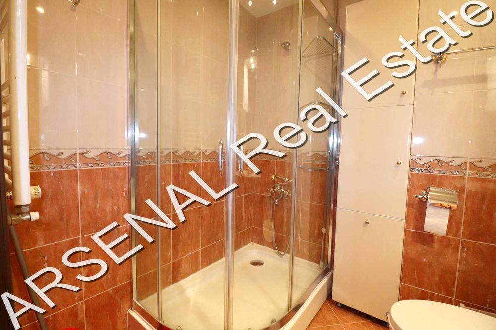 Дава се под наем Тристаен апартамент в София, Изток - 120 кв.м за 1150 € - Снимка #5