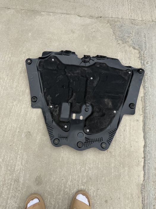 Scut motor dacia logan 3