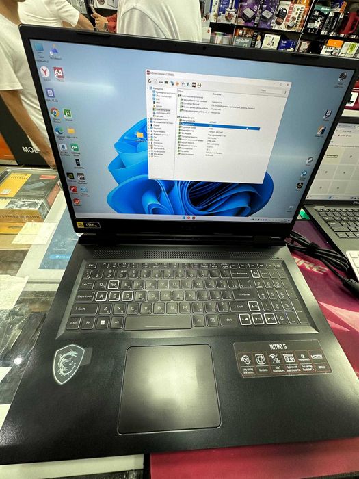 Acer Nitro 5 17.3" i5-12500h/ddr5-8gb/ssd-512/RTX-4050-6GB