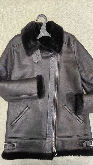 Стильная дубленка-авиатор из натуральной кожи и меха