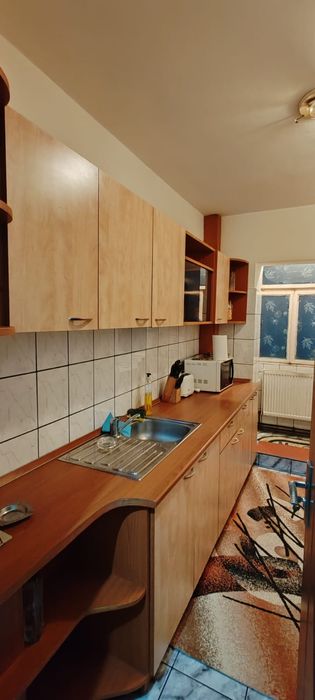 Închiriez apartament 2 camere