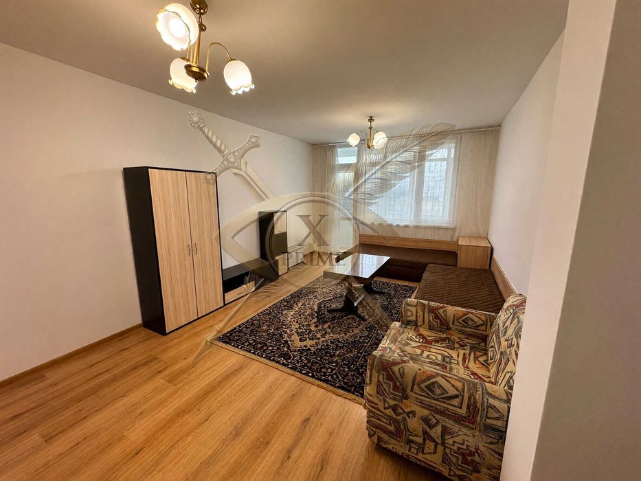 Дава се под наем Едностаен апартамент в Варна, ЖП Гара - 48 кв.м за 350 € - Снимка #1