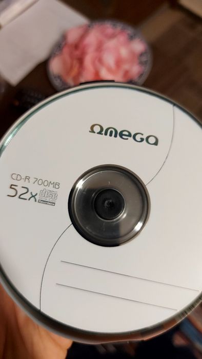 CD OMEGA 700 MB 52X   100 BUC