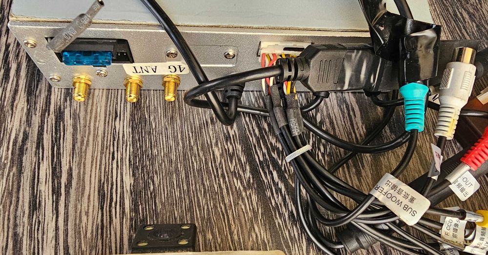 Android навигация за BMW