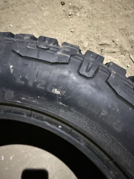 Goodyear wrangler duratrack 265/60/R18 RT LT