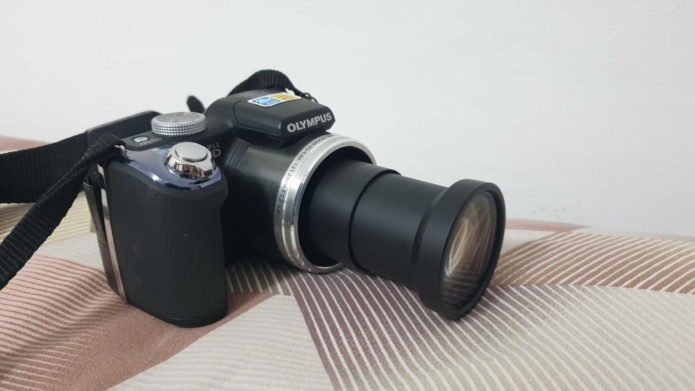 Olympus SP-720UZ 14 mPx