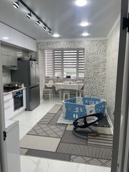 Продам квартиру 3 к