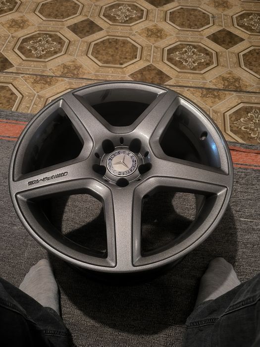 Продам диски с резиной