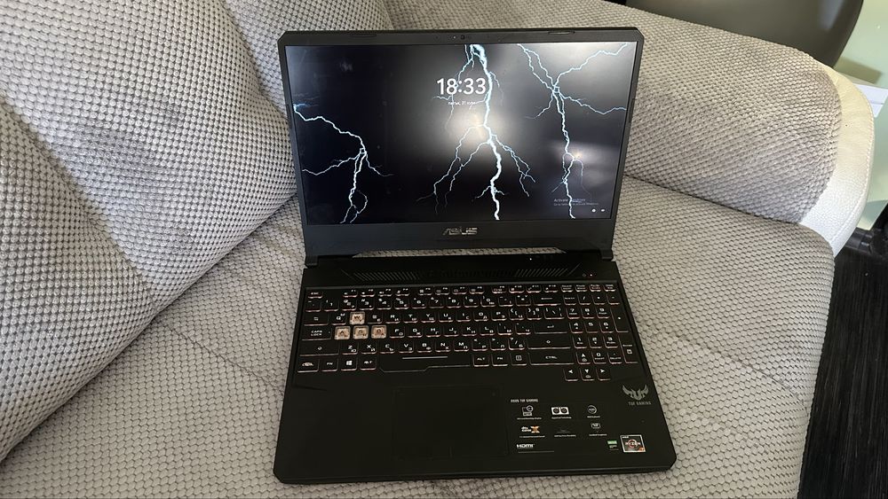 ASUS TUF Gaming FX505DT  Ryzen 7 / GTX 1650 / 24GB RAM / 512GB NVMe SSD + 1TB HDD