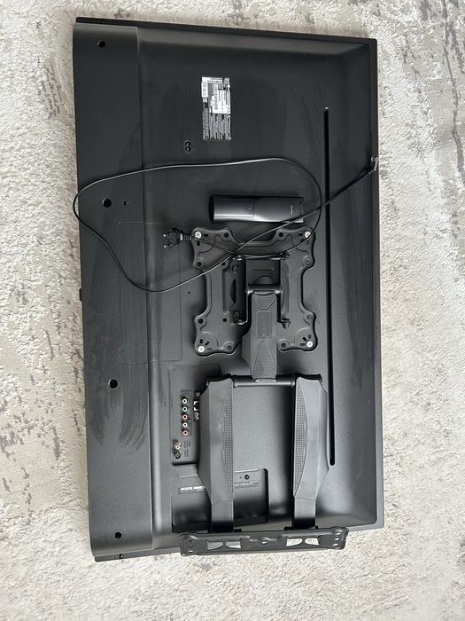 Продам телевизор lg