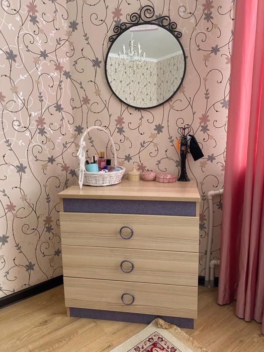 Продам детский гарнитур  хорошем состояний