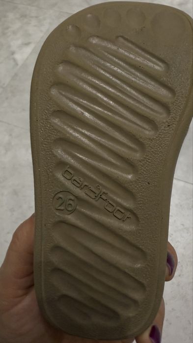 Боси пантофи с лепенка 26