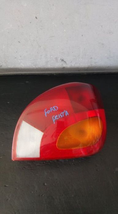 Stop tripla lampa dreapta ford fiesta 4 ja jb  96fg13n004