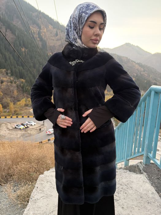 Шубы норка разные