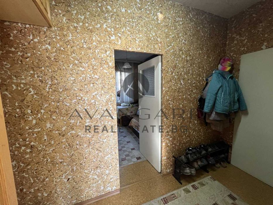 Продава се Тристаен апартамент в Пловдив, Изгрев - 64 кв.м за 1275 €/кв.м - Снимка #8