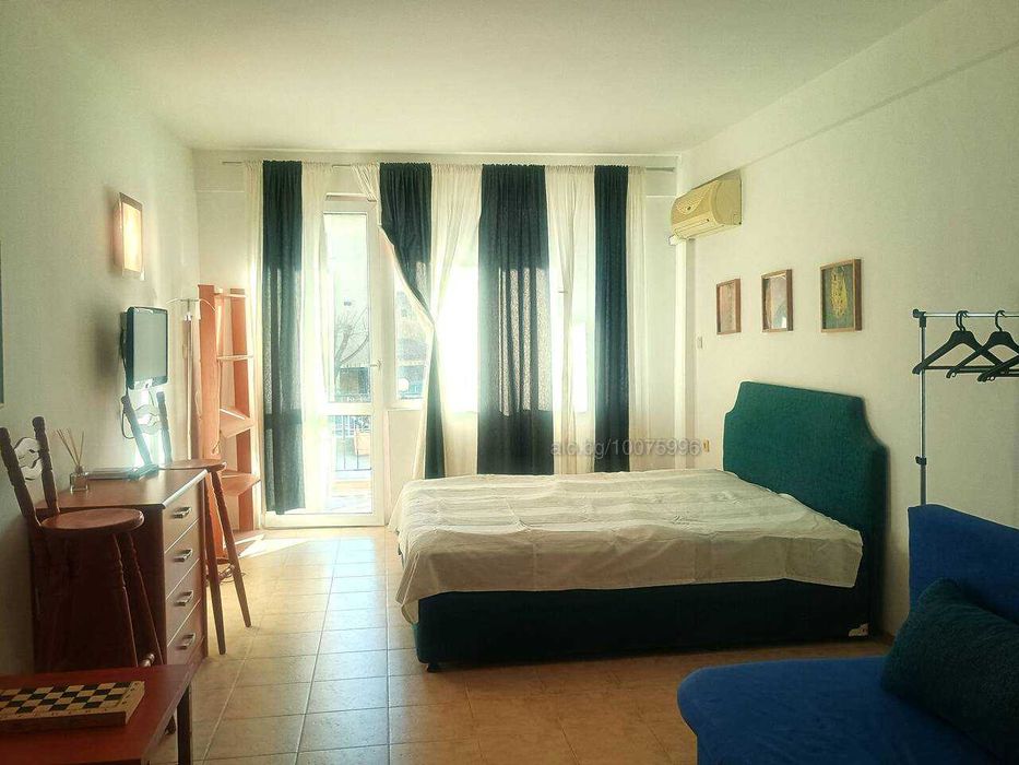 Дава се под наем Едностаен апартамент в Свети Влас - 44 кв.м за 254.49 € - Снимка #2