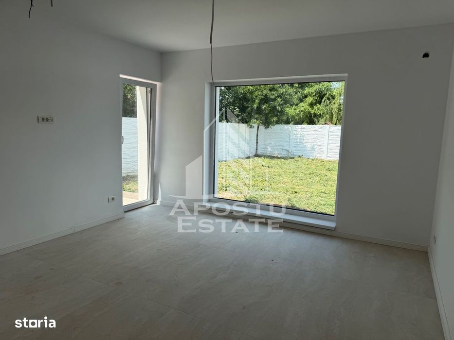 Duplex de vanzare cu 4 camere si 2 bai ,Ghiroda