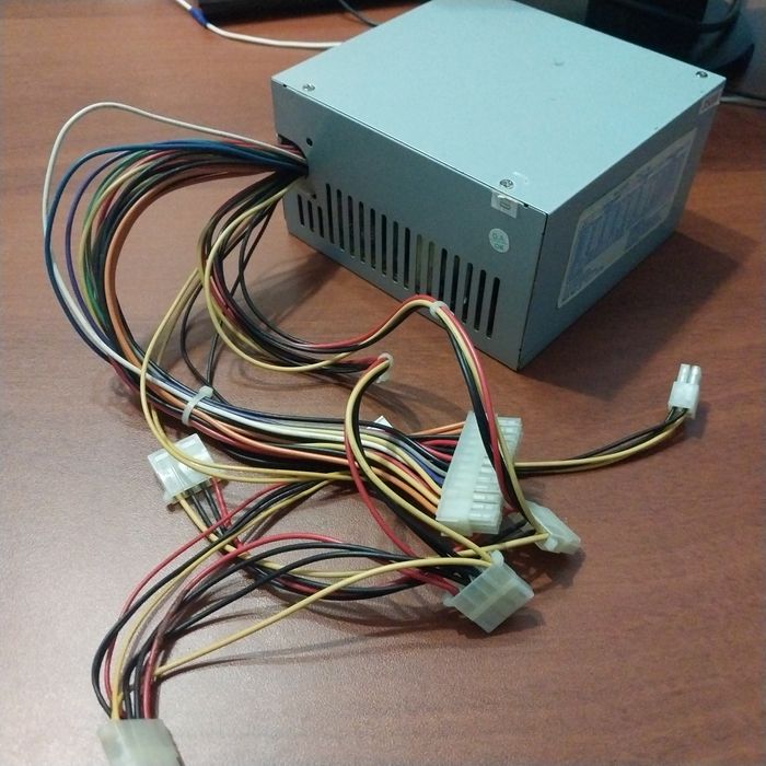 Продам Блок питания 350W