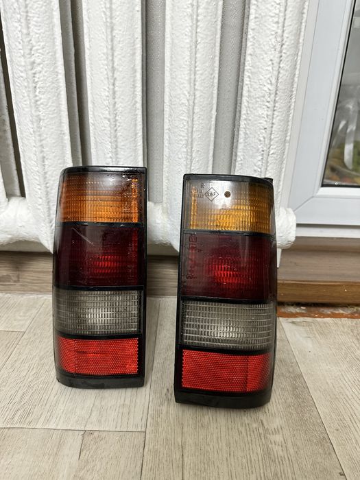 Задние фара опель