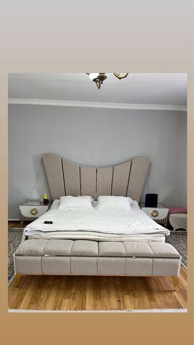 Спальный гарнитур