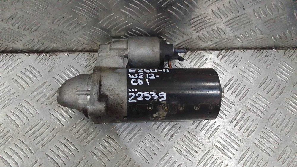 Стартер Mercedes E250 CDI W212 2011г.