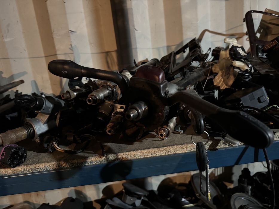 Замок багажника пассат б3 универсал