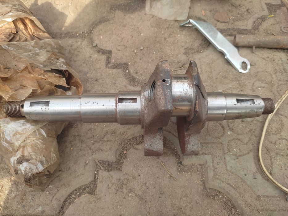 Продам коленвалы на УД15