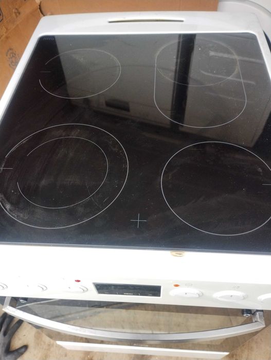 готварска печка AMICA керамика