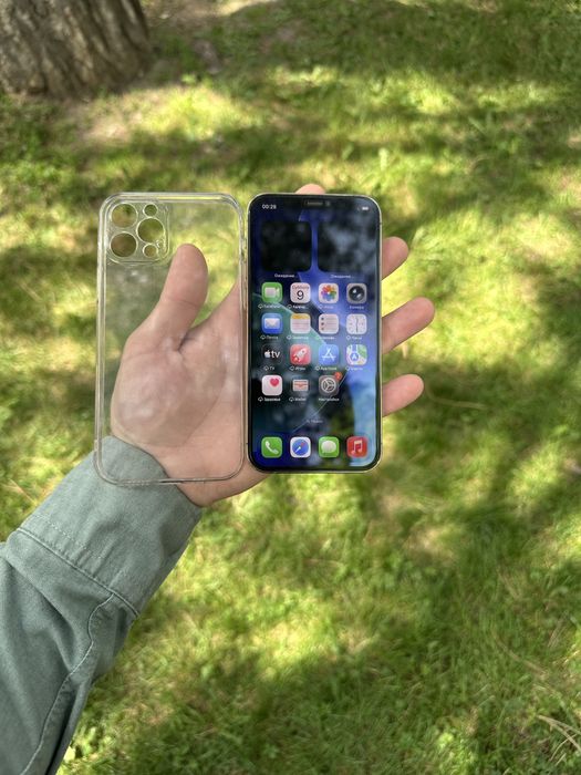 Продам телефон Айфон 12 Pro 128Gb