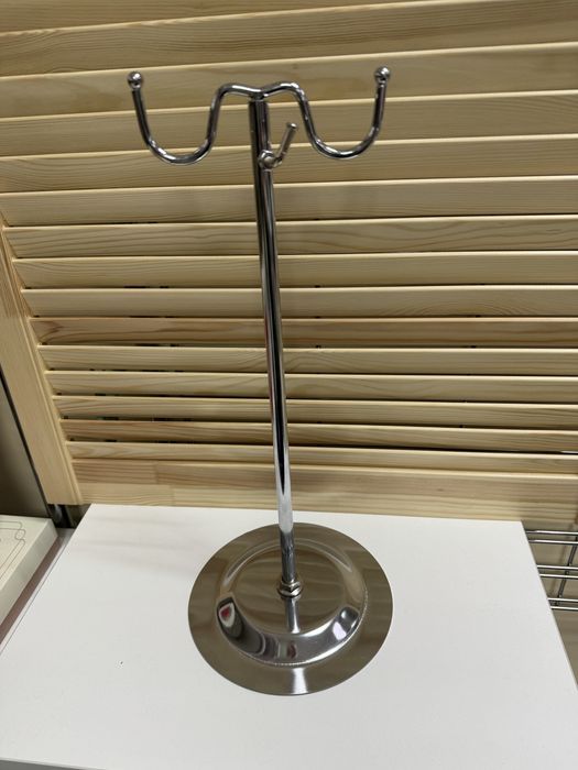 Стойка для сумок б/у