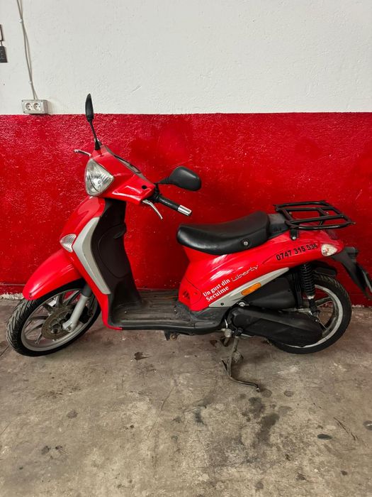 Vând scooter Piaggio liberty