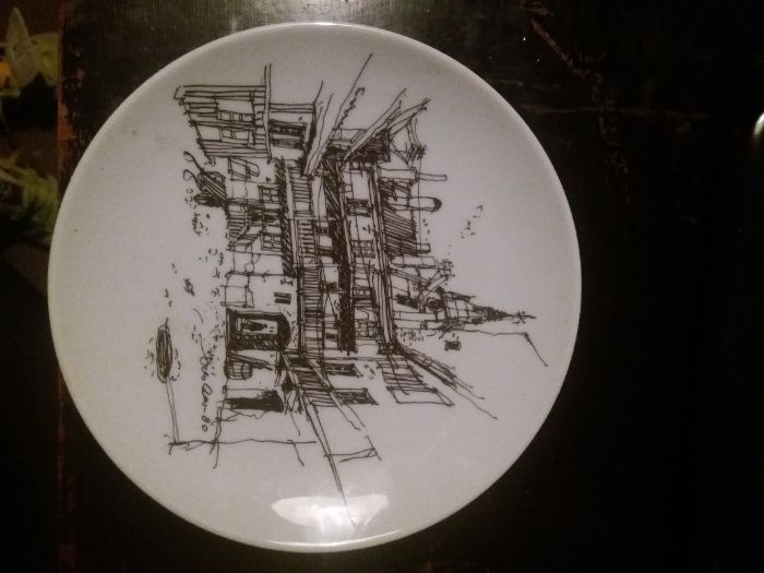 Колекционерска чиния