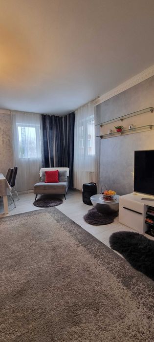 Exclusivitate Napolux Imobiliare! Apartament 63 mp, modern, mobilat complet – Florești