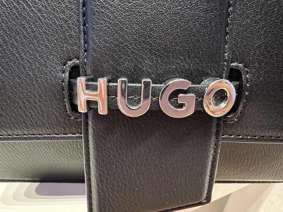 Дамска чанта Hugo BOSS
