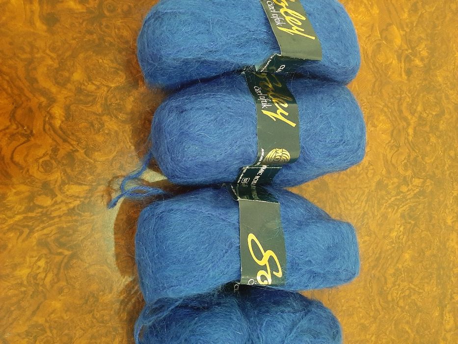 Продам пряжу для вязания.еще советских времен