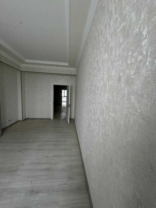 Продается квартира 93 кв метра на 1 этаже с готовым ремонтом